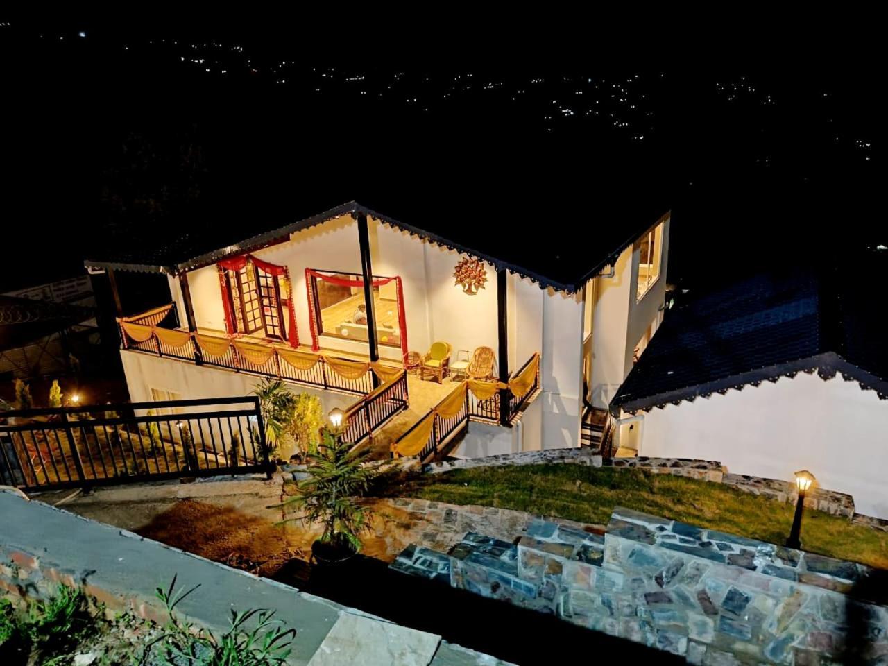 Rega Manivedya The Jungle Trail Resort มุกเตชวาร์ ภายนอก รูปภาพ
