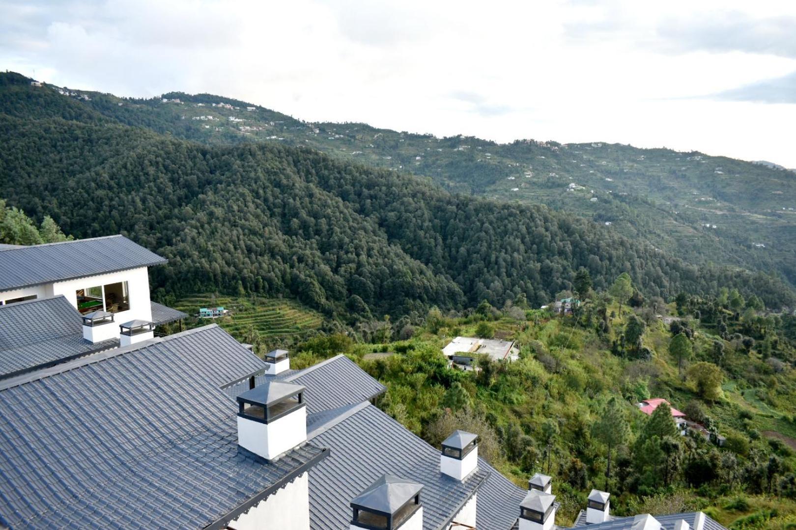 Rega Manivedya The Jungle Trail Resort มุกเตชวาร์ ภายนอก รูปภาพ