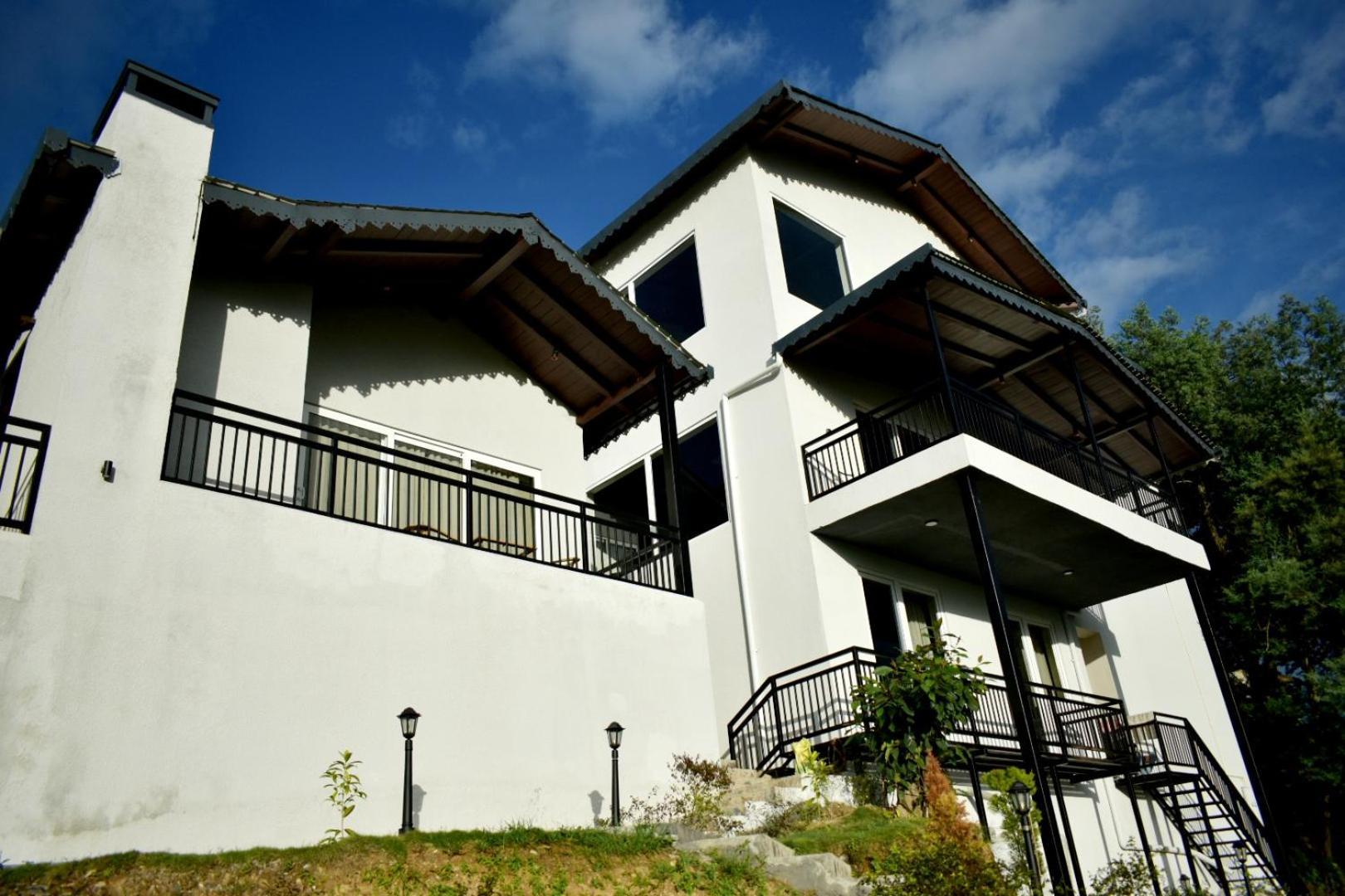 Rega Manivedya The Jungle Trail Resort มุกเตชวาร์ ภายนอก รูปภาพ