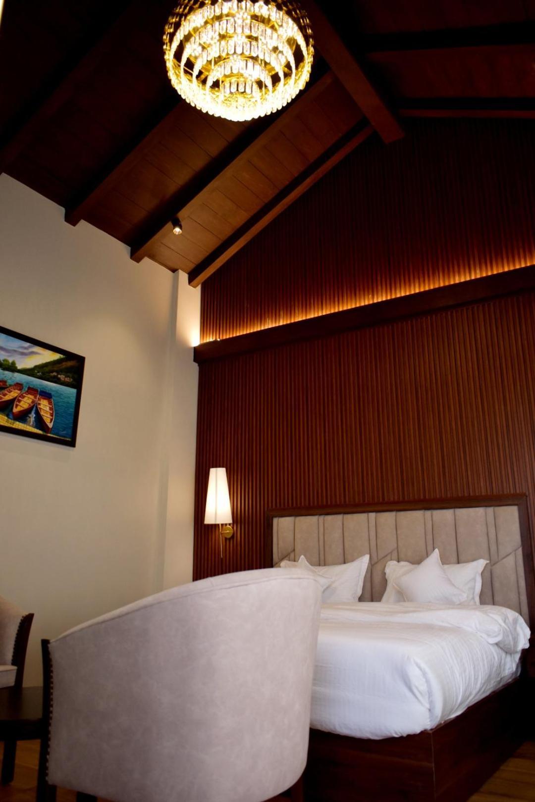 Rega Manivedya The Jungle Trail Resort มุกเตชวาร์ ภายนอก รูปภาพ